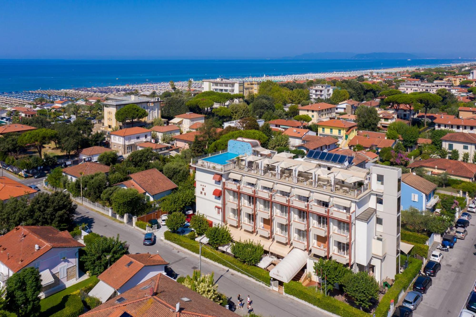 Hotel Nuova Sabrina Марина-ди-Пьетрасанта Экстерьер фото